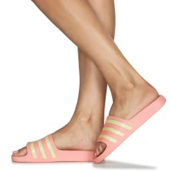 Mules / Sabots^adidas Performance - ADILETTE AQUA Rose