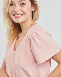Tops / Blouses^Betty London - BLOOME Rose