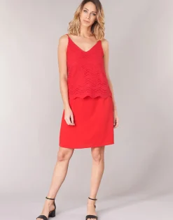 Robes^Betty London - JULIA Rouge