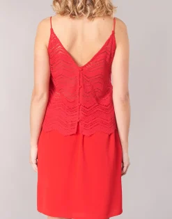 Robes^Betty London - JULIA Rouge