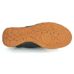 Baskets Mode^Caterpillar - QUEST Noir
