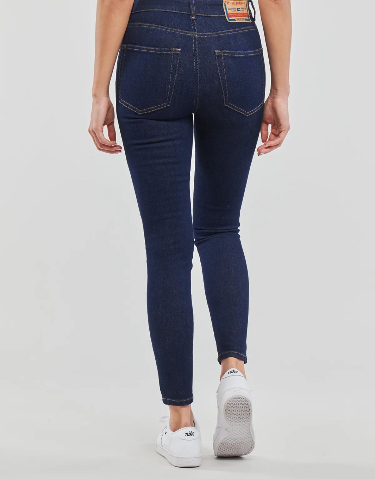 Jeans^Diesel - 1984 SLANDY-HIGH BleuZ9C18