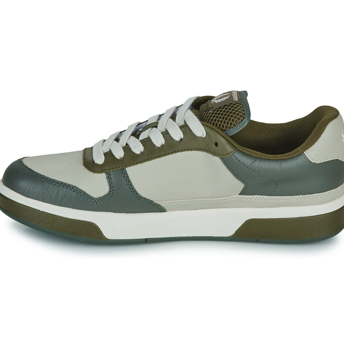 Baskets Mode^Fred Perry - B300 TEXTURED LEATHER / BRANDED