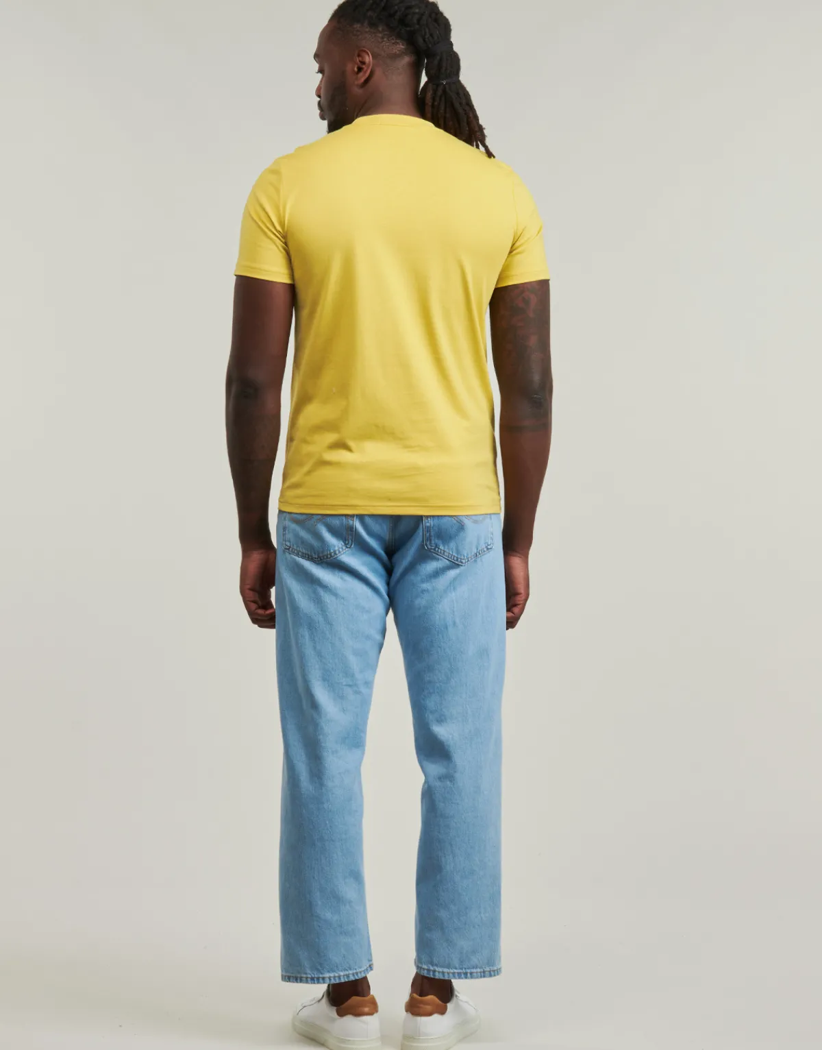 T-shirts & Polos^Fred Perry - EMBROIDERED Jaune
