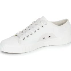 Baskets Mode^Fred Perry - HUGHES LOW CANVAS Blanc