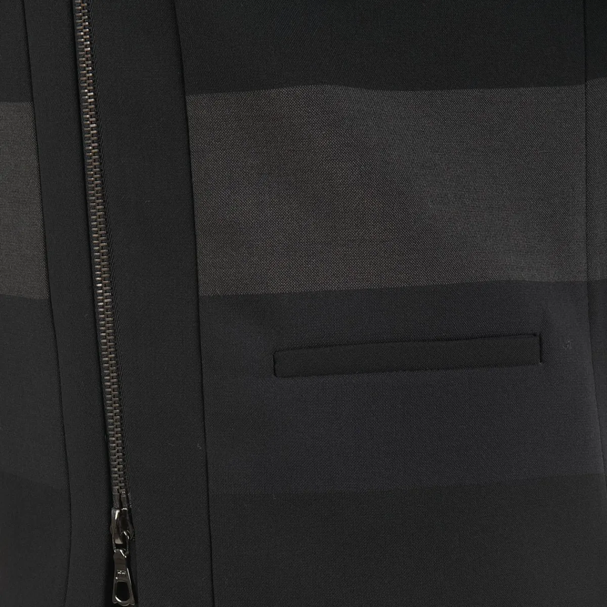 Vestes^Lola - VIE DUP