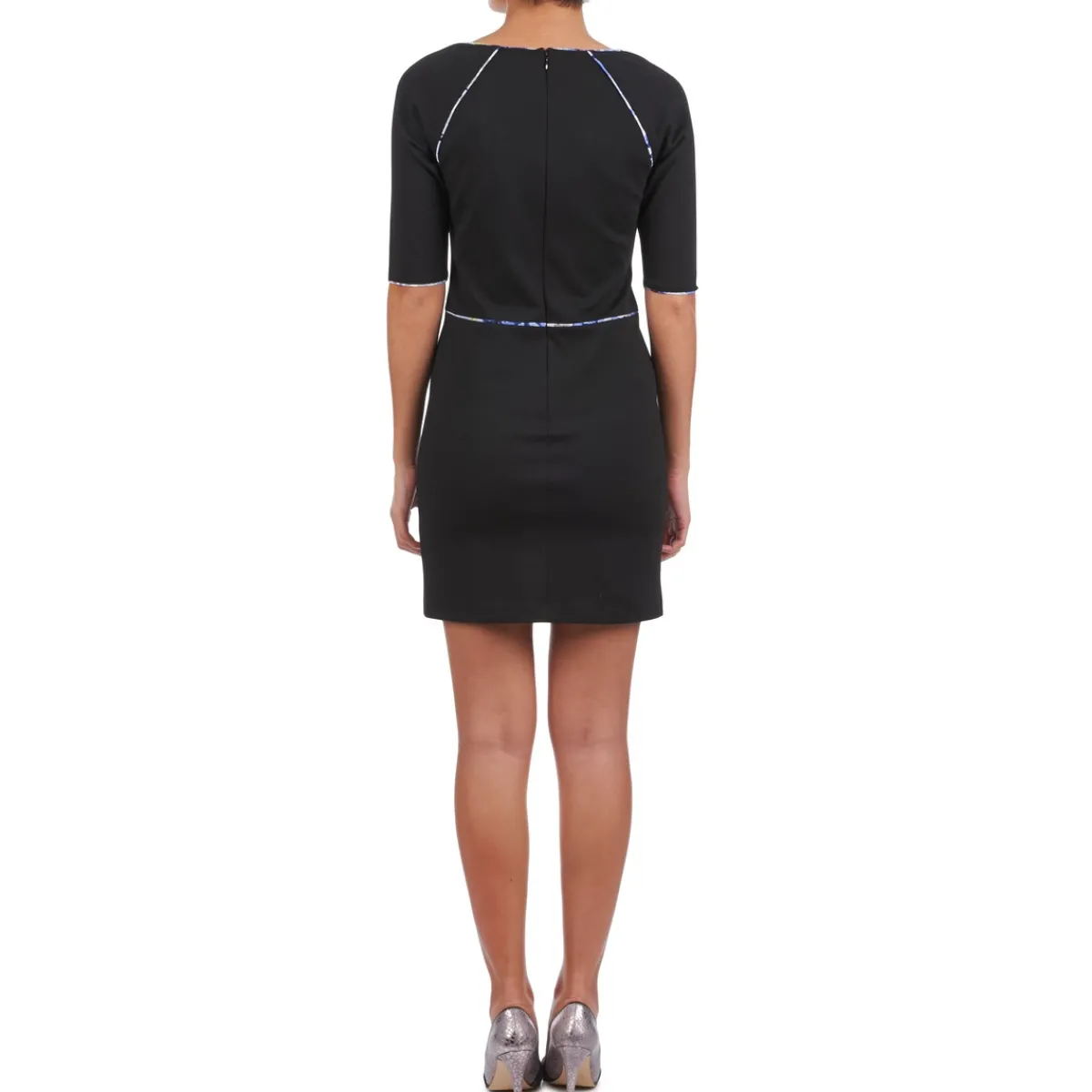 Robes^Manoukian - 613369 Noir