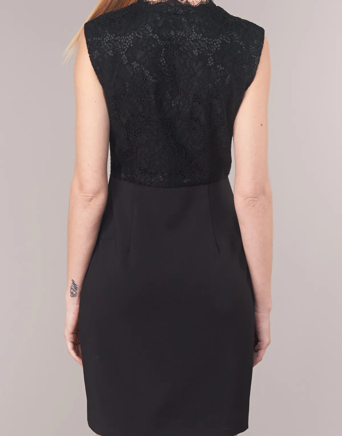 Robes^Marciano - JANE Noir