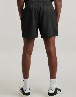 Shorts & Bermudas^New-Era - LEAGUE ESSENTIALS SHORT Noir