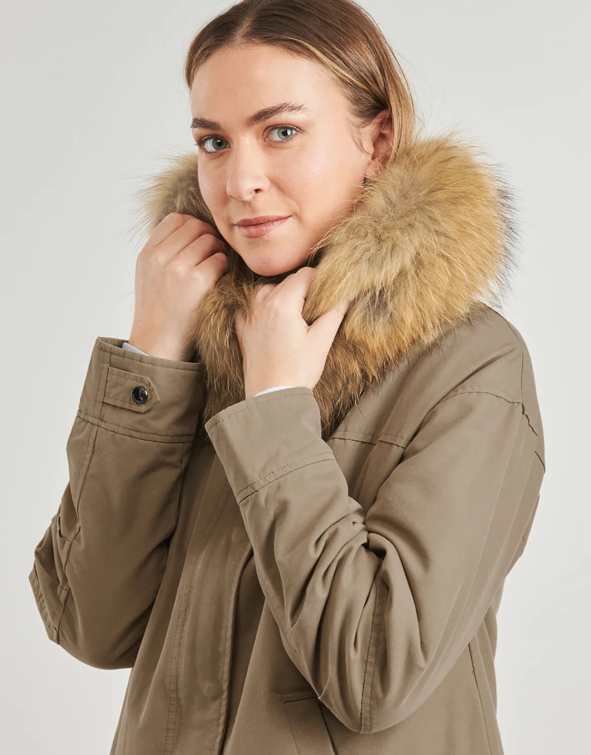 Manteaux^Oakwood - SYMA (raccon fur) Camel