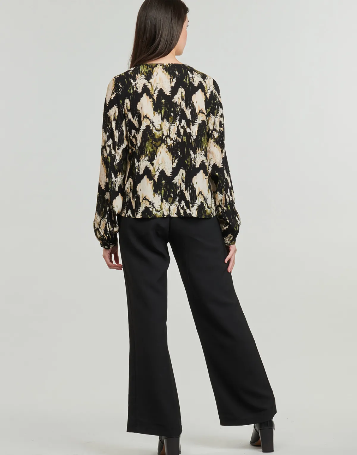 Tops / Blouses^Only - ONLJESSIE FR L/S BUTTON TOP CS PTM
