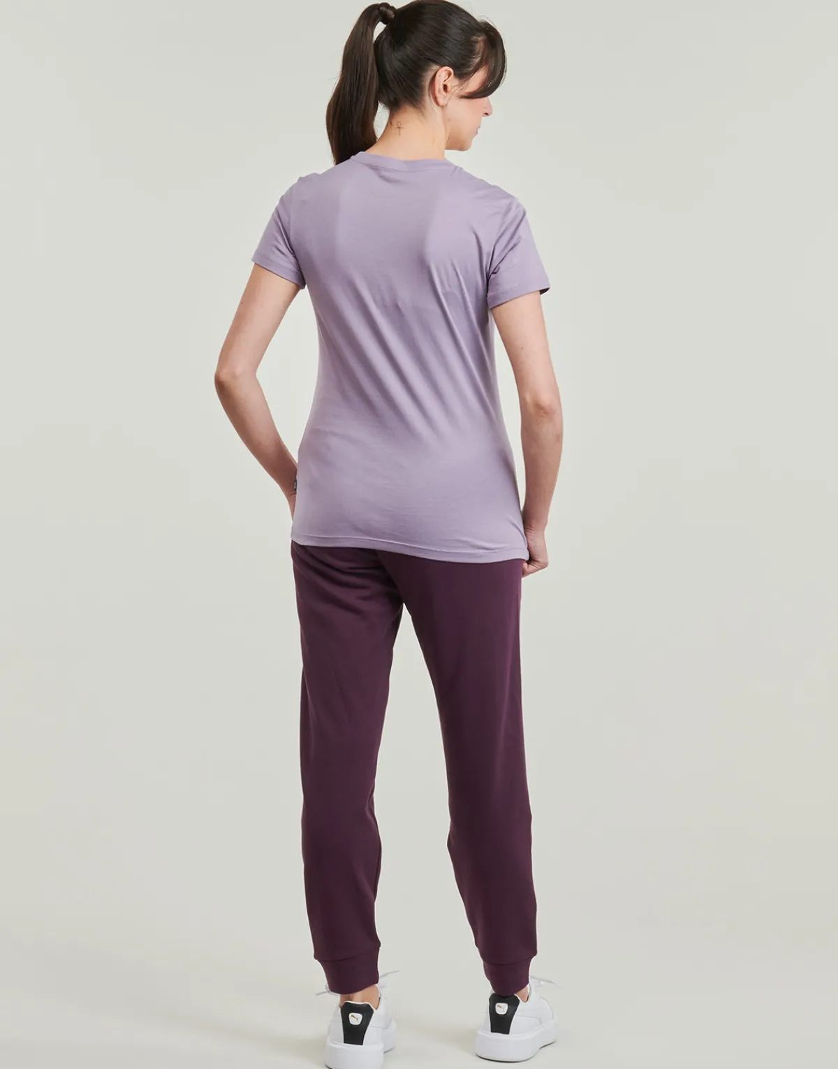 T-shirts & Polos^Puma - ESS+ EMBROIDERY Lila