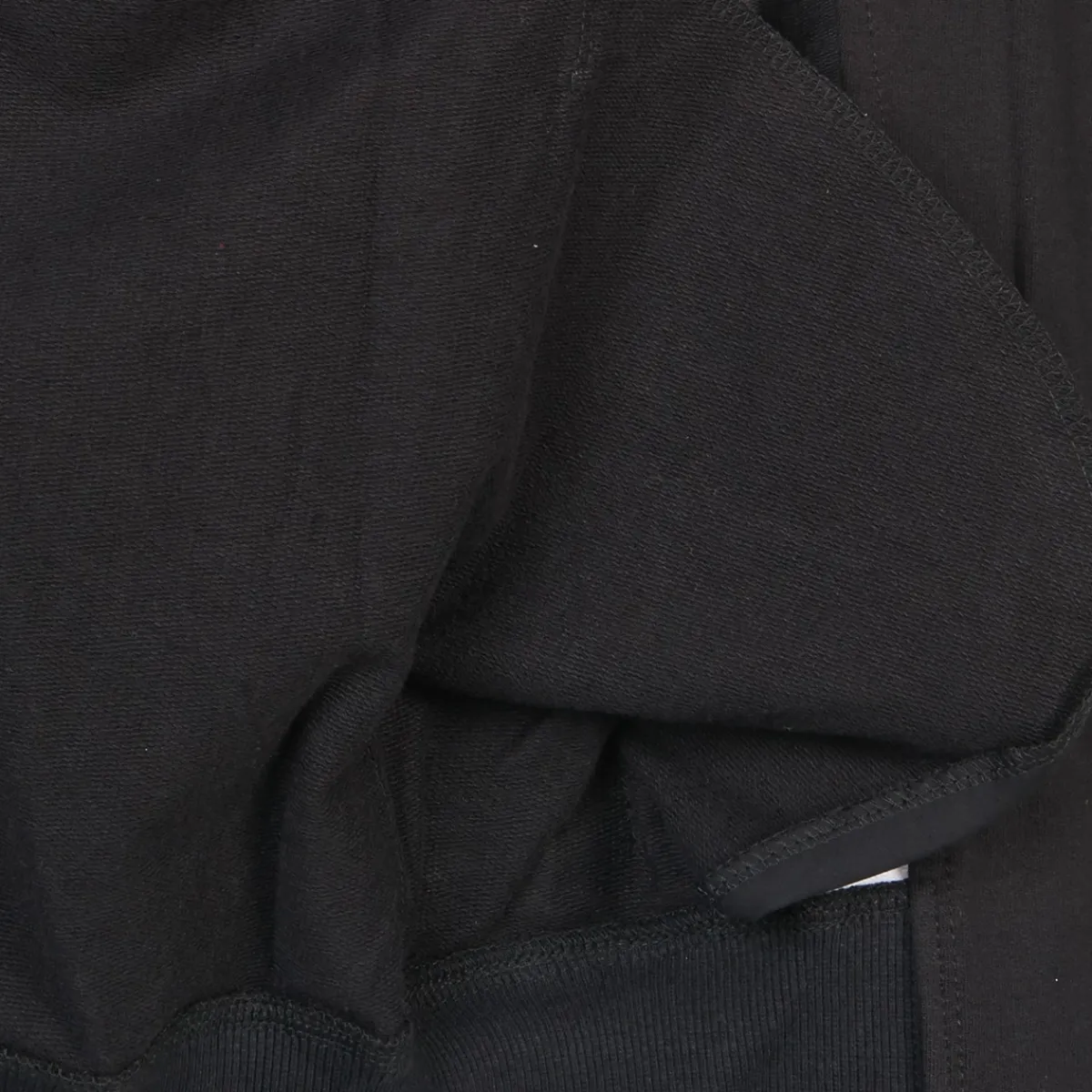 Vestes^Religion - CAMO