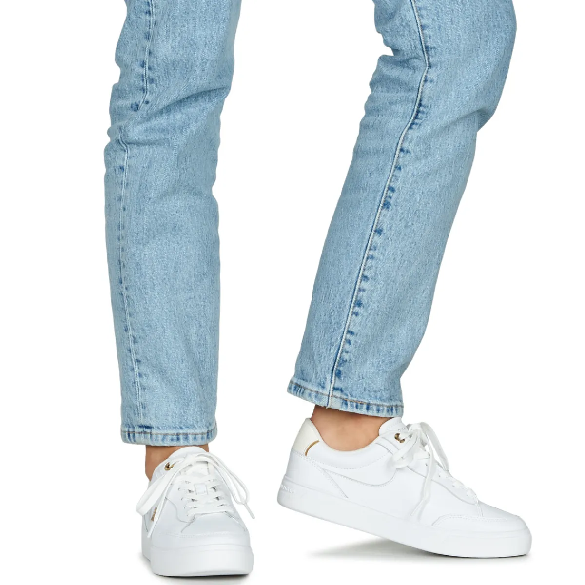 Baskets Mode^Tommy Hilfiger - ESSENTIAL CHIC COURT SNEAKER Blanc