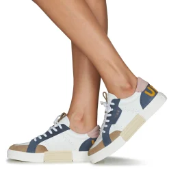 Baskets Mode^Un Matin d'Eté - BRIE Bleu