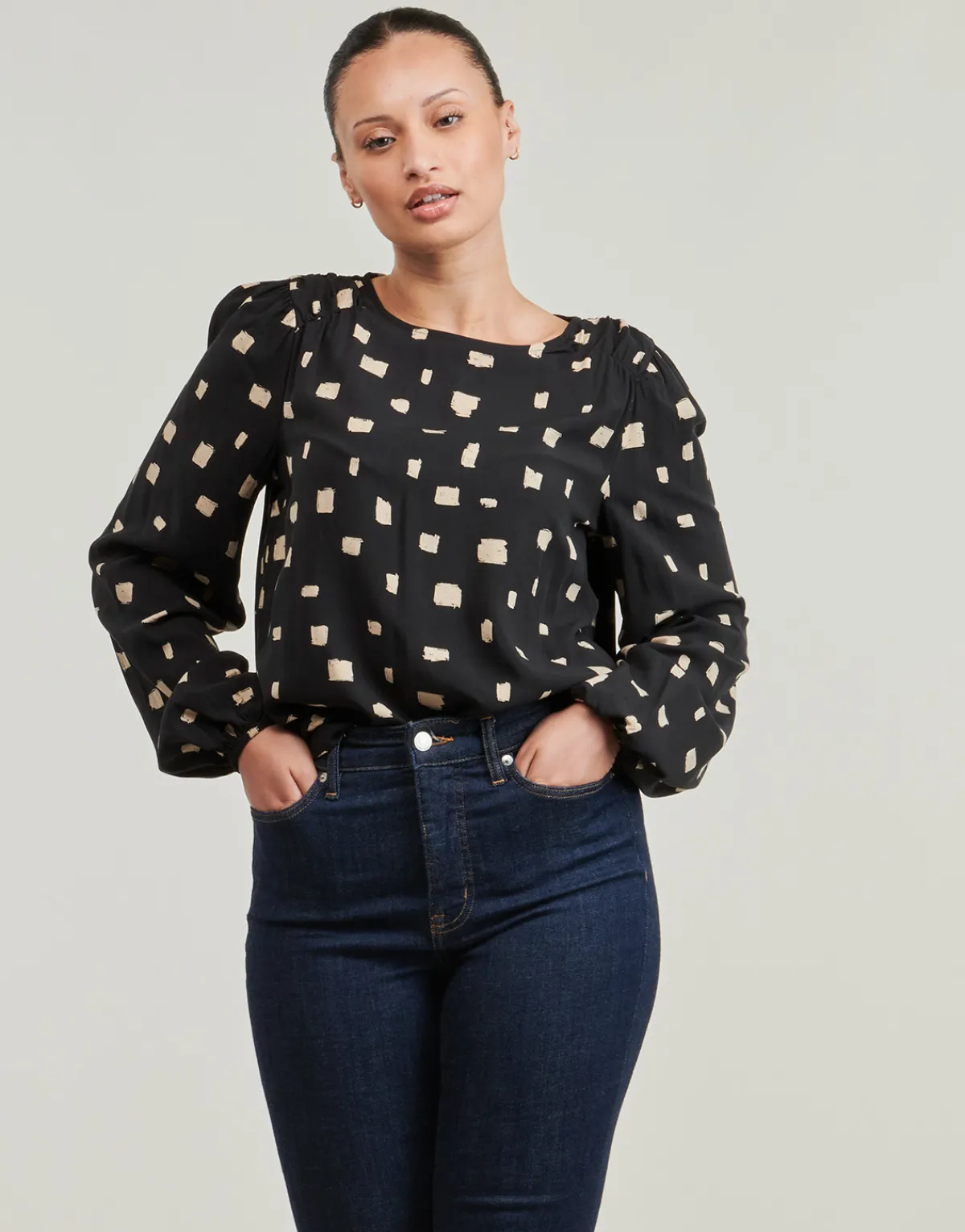 Tops / Blouses^Vila - NA